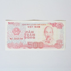 Tờ tiền 500 đồng xưa (MJ 2459798)