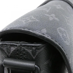 Túi đeo chéo Louis Vuitton Monogram Eclipse S-Cape Messenger M46794 - Hàng hiệu Chính hãng 803211