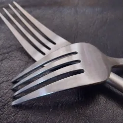 Nĩa ăn Inox 304 màu bạc MỚI 98% 1029457