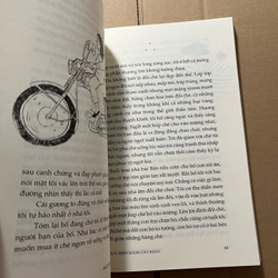 Đu đưa trên ngọn cây bàng 524495