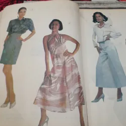 70 kiểu cắt may TRANG PHỤC THỜI TRANG. Tg. Thiên Trang. Nxb Mỹ Thuật 1994 782794