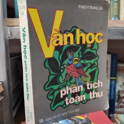 Văn học phân tích toàn thư