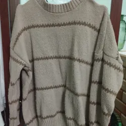 Đầm xuông from rộng và áo len sử dụng 1 lần. Còn tốt 95% .áo len 80k 2 cáii,  593175