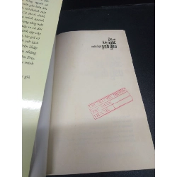 Chỉ có kẻ ngốc mới chọn tình yêu năm 2013 mới 80% ố vàng có mộc đỏ HCM2602 văn học 913067