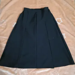 Chân váy nữ dáng chữ A màu đen size S