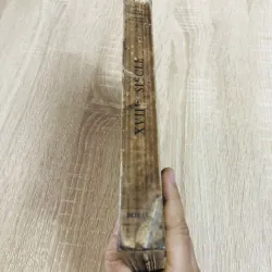 Sách văn học Pháp – “XVIIIe Siècle” Tác giả: André Lagarde – Laurent Michard 971796