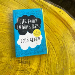 THE FAULT IN OUR STARS-JOHN GREEN