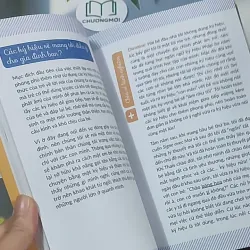 150 ký hiệu ngôn ngữ giúp cha mẹ và trẻ sơ sinh hiểu nhau - Christine Nougarolles  688559