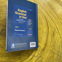 ENGLISH GRAMMAR IN USE- RAYMOND MURPHY 602655