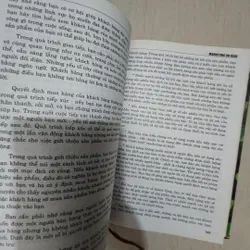 Sách Marketing du kích 719193