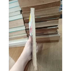 La vie dans la cité pourpre interdite - Tôn Thất Bình 787378