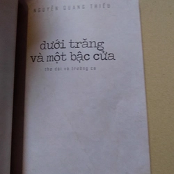 Thơ dài và  trường ca dưới trăng và một bậc cửa 478954