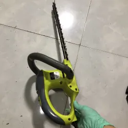 Máy cắt tỉa hàng rào Nhật