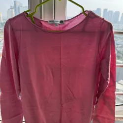 Combo 2 áo thun tay dài của United Color và Uniqlo 1025641