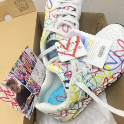 Giày thể thao Skeckers (size 7 US) chính hãng 