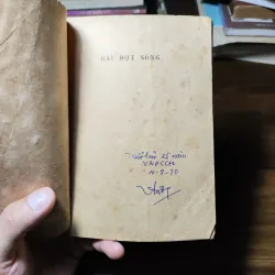 Hai Đợt Sóng - Xuân Diệu 1021258