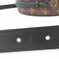 Túi xách vai Louis Vuitton Monogram (N°7) Wheel Box M59706 609863