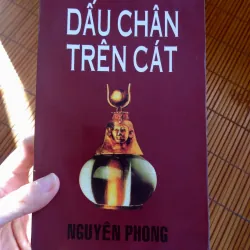 Dấu chân trên cát - Nguyên Phong