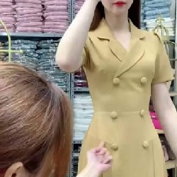 Váy dài qua gối size M