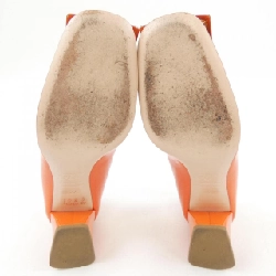 Giày cao gót ROGER VIVIER Trè Vivier với khóa kim loại - Hàng hiệu Chính hãng 830072