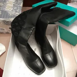 Bốt lv qccc 607315