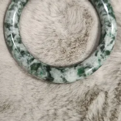 Vòng cẩm thạch 778757