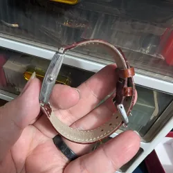 ĐỒNG HỒ NỮ RADO 989747