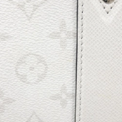 Túi xách cuối tuần Taiga Llama M30919 Louis Vuitton 611138