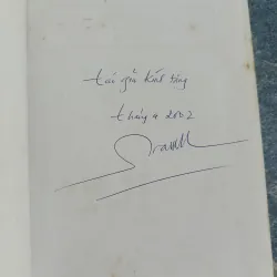 Đêm trắng của Đức Giáo Tông - Trầm Hương 561382