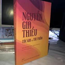 Nguyễn Gia Thiều tác gia và tác phẩm 