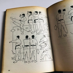 📚 SÁCH VỀ TAEKWONDO 542465