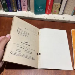 II Sách Võ Thuật: KARATE _ Tự Vệ Chiến Đấu - Võ Sư Nguyễn Văn Dũng - 1990, 1992 790718