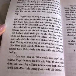 Kinh nghiệm tập yoga - Theos Bernard 1031188