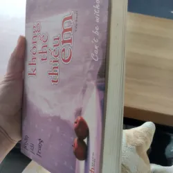 tiểu thuyết "Không Thể Thiếu Em" của tác giả Nhân Hải Trung. 994496