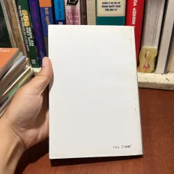 II Văn Học: Trân Trọng Một Con Người Huyền Thoại - Nguyễn Quang Hà - 2003 785616