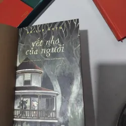 Vết nhơ của người tiểu thuyết của Philip Roth  936592