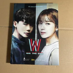 W - hai thế giới - sách ảnh