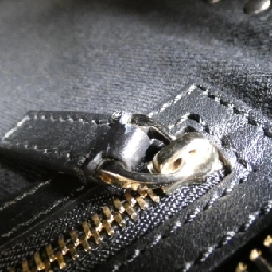 Túi Valentino Garavani ZW2B0540BOL 619138