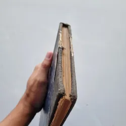 Địa dư huyện Bình Lục, xuất bản 1935, có thủ bút 1021682