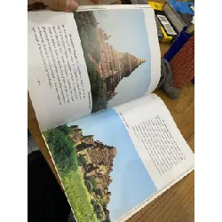 Pictorial Guide to Bagan 553302