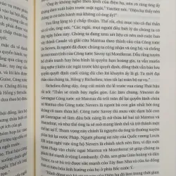 NGƯỜI BÍ ẨN KHOÁC ÁO HỒNG Y - NGUYỄN ĐĂNG THUẦN 738829