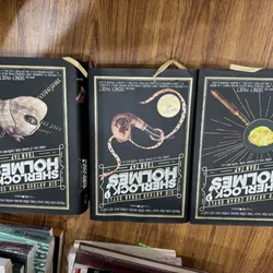 Rương Sherlock Holmes trọn bộ 3 tập
