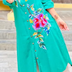 Áo sơ mi nữ dài tay thêu hoa phối màu xanh dương 961353