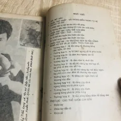 TÌM HIỂU VÕ THUẬT CÁC THẾ TỰ VỆ CHỐNG VŨ KHÍ  1010718