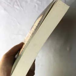 Hiệu Sách Cuối Cùng Ở London - Madeline Martin 997617