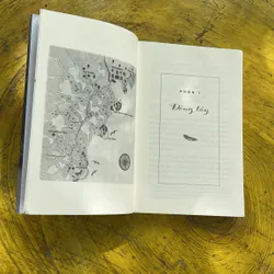 XA NGOÀI KIA NƠI LOÀI CHIM HÁT- DELIA OWENS 702151