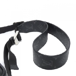 Túi đeo chéo Louis Vuitton Taiga Lama Outdoor Messenger PM M30233 - Hàng hiệu Chính hãng 767646