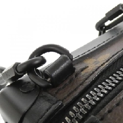 Túi xách mềm dọc Monogram Taffeta Louis Vuitton M45044 610625