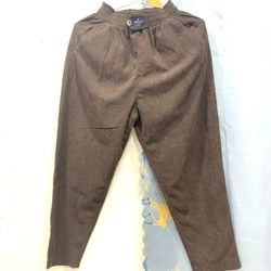 Quần vải nhung, form rộng màu nâu, size M 501656