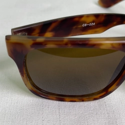 Kính râm vintage - mặt vừa & to  549857